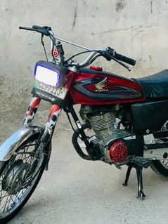 Honda 125 Lahore number