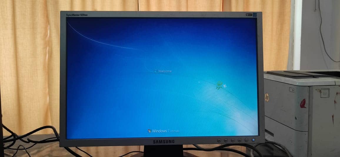 Computer + LCD for sale urgent 6
