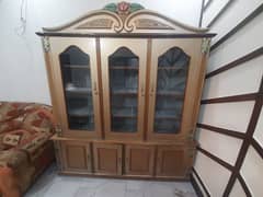 Good condition 3 door almari urgent sale.