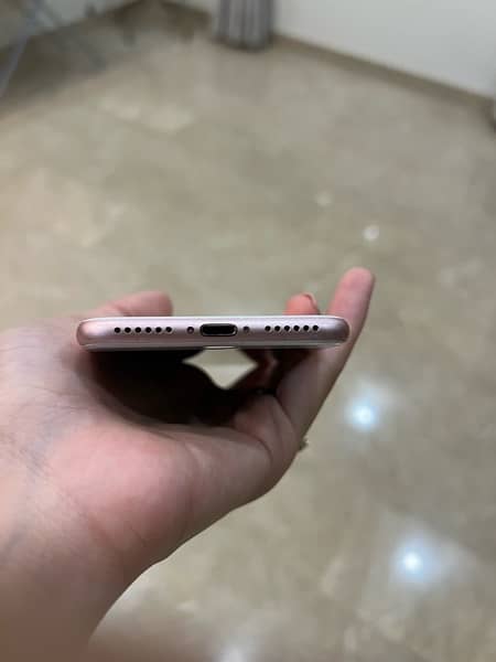 IPhone 7 128GB PTA APPROVED 3
