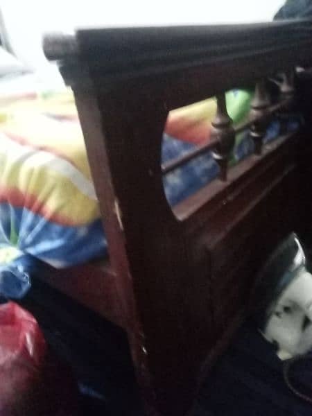 single bed for sale with reasonable price 2