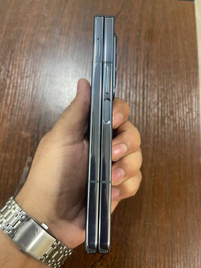 Samsung Galaxy Z Fold 4 | 12/512GB | With Full Box | 9 Month Warranty 4