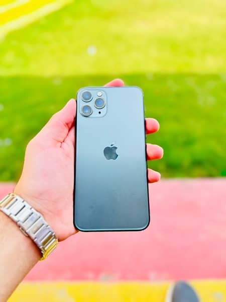 iPhone 11 Pro pta approved 256gb 4