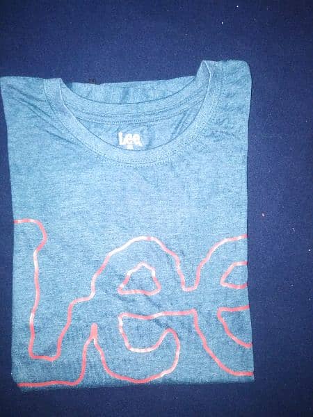 new T shirt. jeans pent available 9