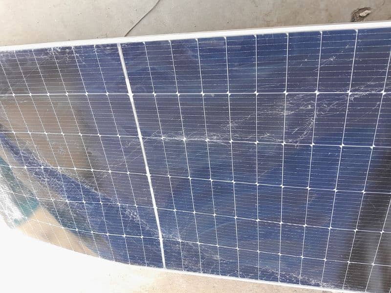 Jinko Bifacial 540 watt (A Grade), Used/glass broken Solar Panels 7