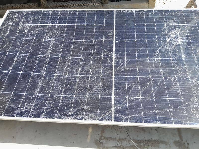 Jinko Bifacial 540 watt (A Grade), Used/glass broken Solar Panels 9