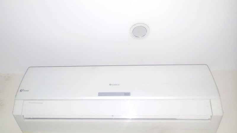 Gree DC Inverter AC in Excellent Condition for Sale! 0