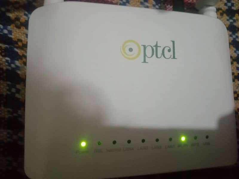 PTCL Modem New Model Only One Week Used For Sell Box Available 3