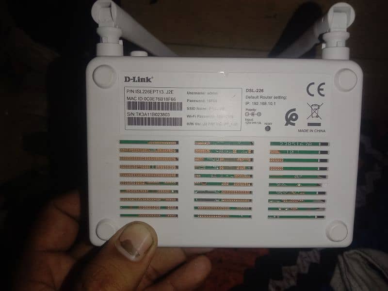 PTCL Modem New Model Only One Week Used For Sell Box Available 9