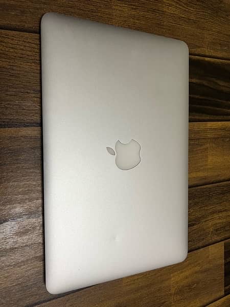 MacBook Air mid 2013 1