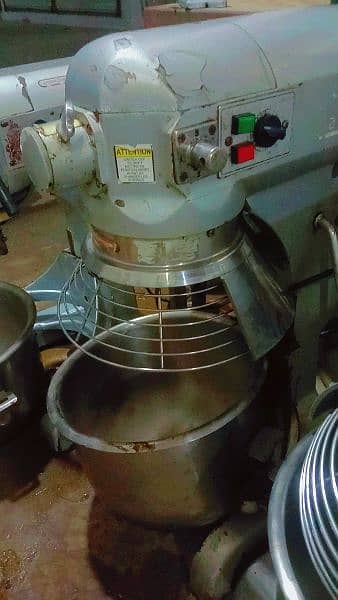 Hobart dough machine 2