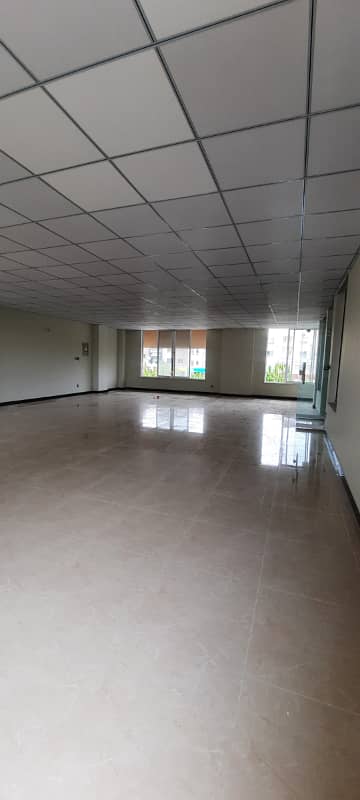 First Floor Hall Available On Rent 3