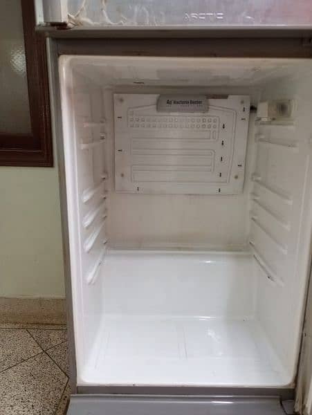 Pel refrigerator model PRA 160 1