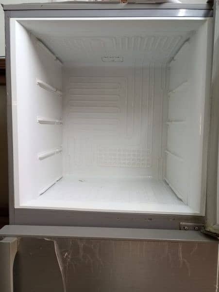 Pel refrigerator model PRA 160 2