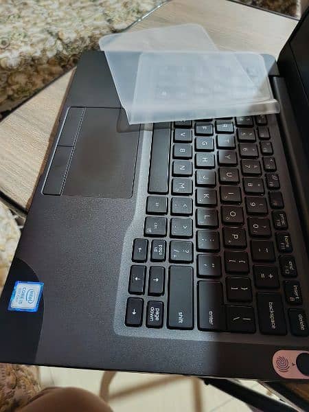 Dell latitude 7300 i5 8th generation 2