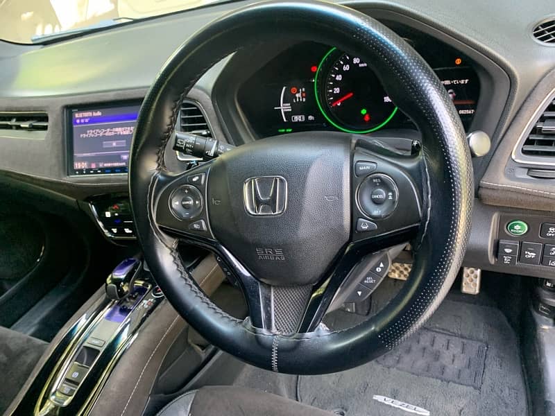 Honda Vezel 2018 RS excellent condition 5
