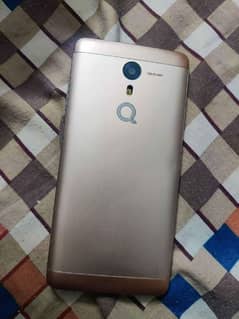 Q Mobile E2