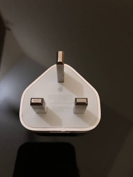 iPhone 6/7/8/X Charger (100% Genuine) 0