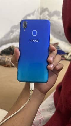 vivo y91 3/64 with box And charger 0