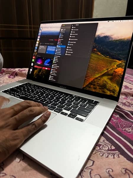 16in Macbook Pro 32/512Gb 2019 Intel I 9 9900 2
