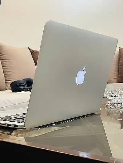 Apple Macbook Pro 2015 1