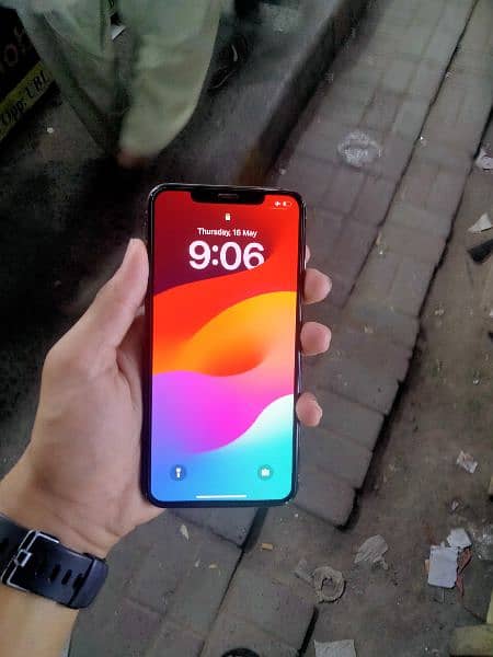 I phone xs max pta approved argent sale need money 0323/1686674 6