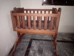 wooden cradle 0