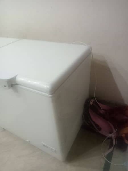 haire inverter deep freezer jumbo size 3 month use only 7