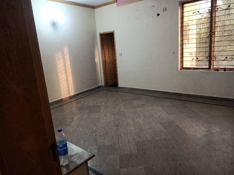 5 Marla VIP upper portion for rent in johar town phase 2 Block R2 and cup Yasir broast 6