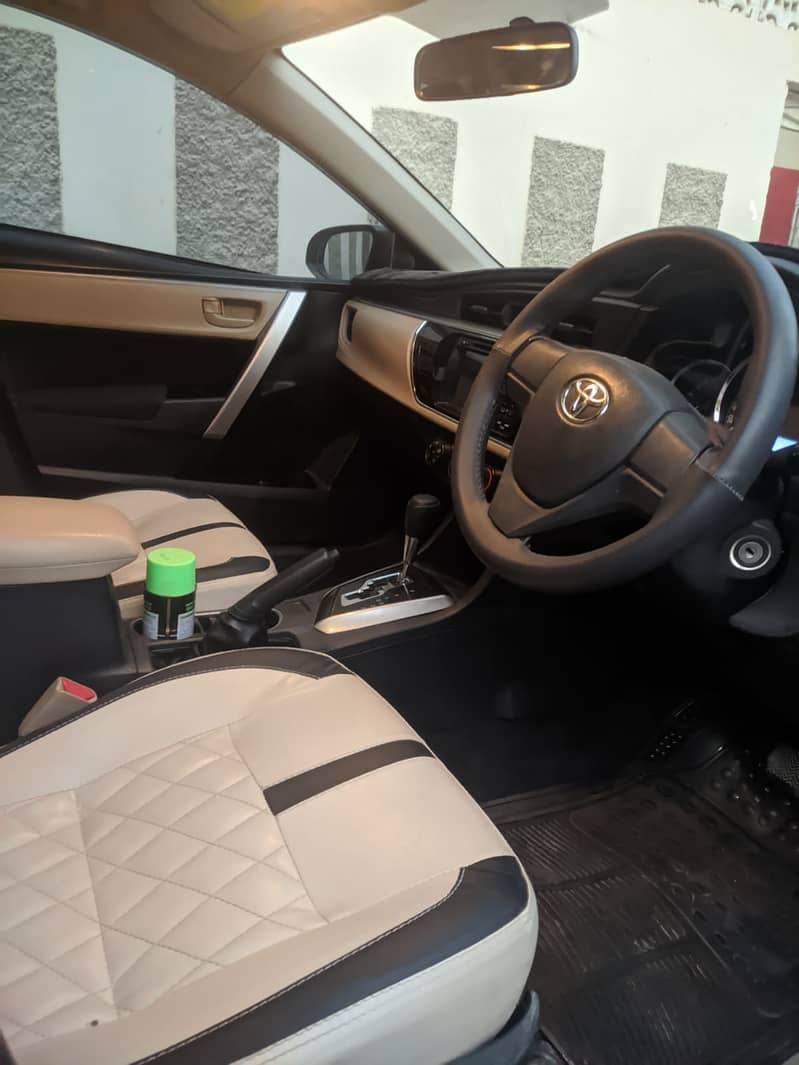 Toyota Corolla Altis 1.6 Automatic 2017 4