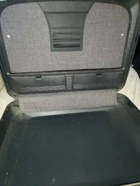 Branded briefcase for urgent sale 0