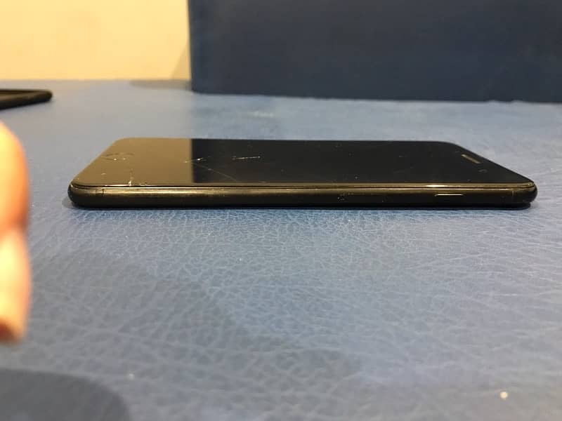 iphone 7 plus (32 GB) Factory unlock 5