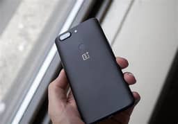 ONE PLUS 5T 128+8 FOR SELL DUBAI IMPORTED