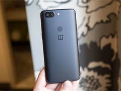 ONE PLUS 5T 128+8 FOR SELL DUBAI IMPORTED