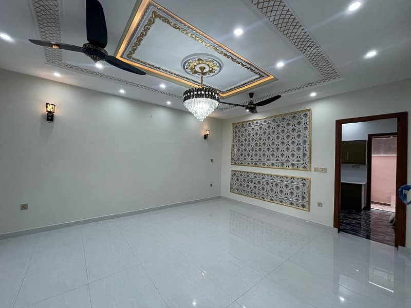 7 Marla Brand New Spanish House For Sale In Satellite Town Citi Housing Jhelum. 2