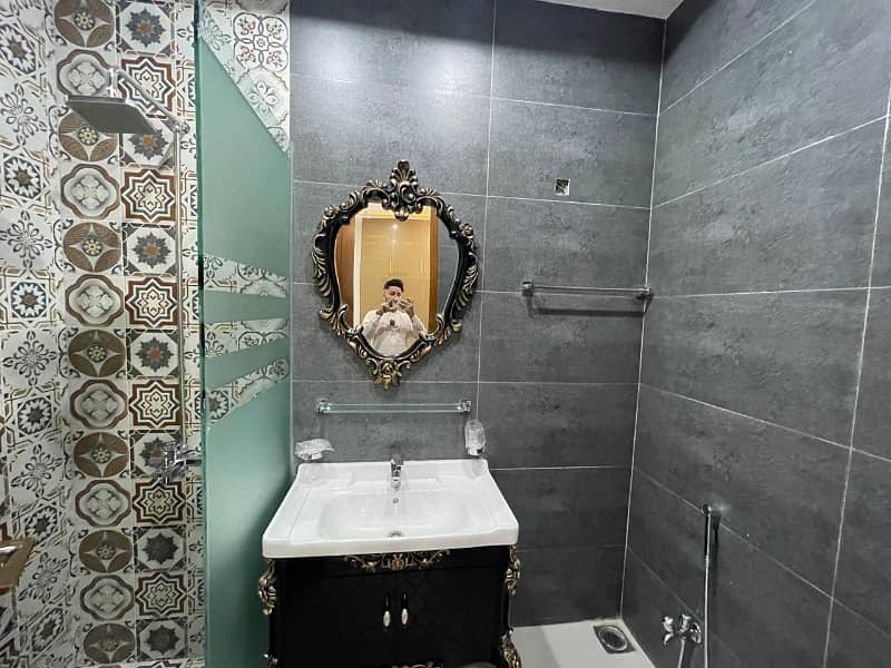 7 Marla Brand New Spanish House For Sale In Satellite Town Citi Housing Jhelum. 3