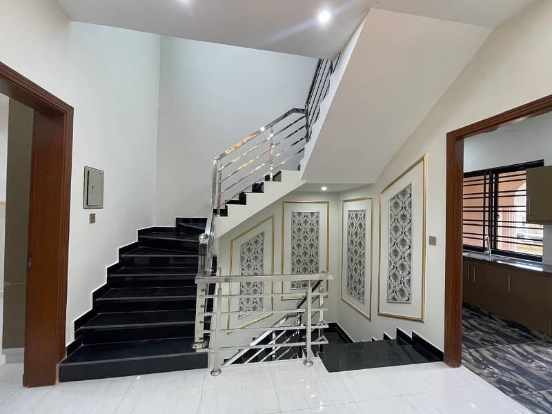 7 Marla Brand New Spanish House For Sale In Satellite Town Citi Housing Jhelum. 13