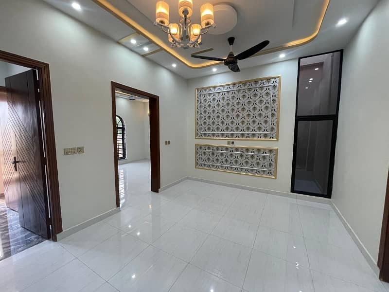7 Marla Brand New Spanish House For Sale In Satellite Town Citi Housing Jhelum. 17