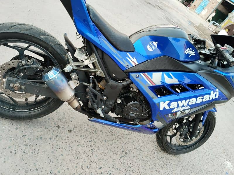 Kawasaki ninja 250cc 19 model lush condition O3O97O59755 watts app 6