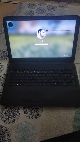 Hp laptop AMD A6 R4 Graphics 3