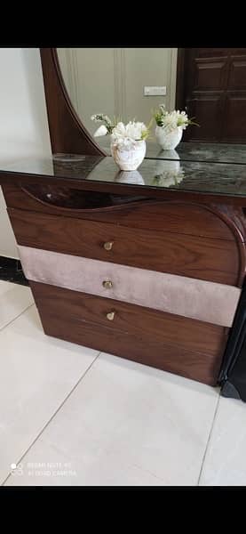 dressing table for sale 1
