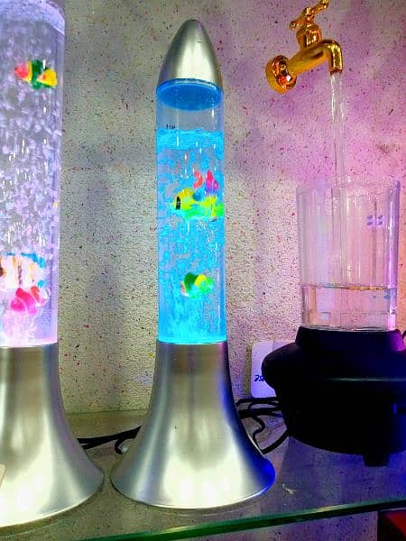 Colour Changing LED Aqua Rocket Bubble Fish Water Light Table Lamp 1