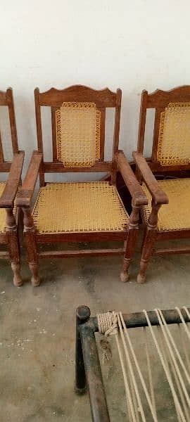 4 chair for sale 4