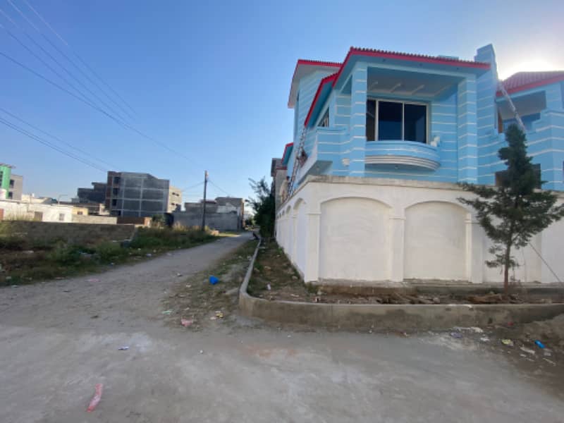 11 Marla Double Storey House For Sale In Marwa Town 1