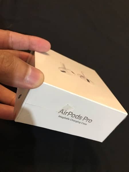 AirPods 3rd generation & AirPods Pro 0