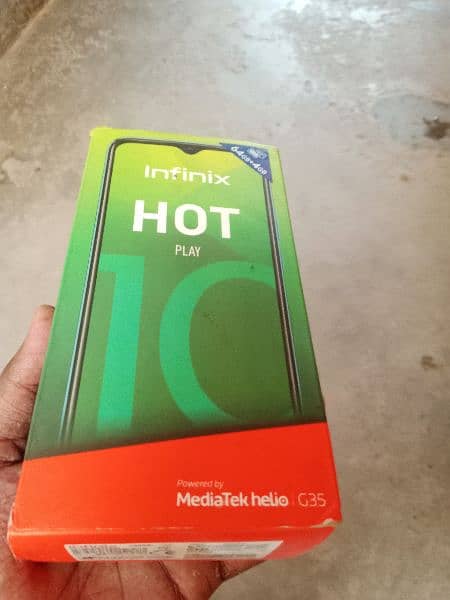 Infinix hot 11 play 4 64 with box 4