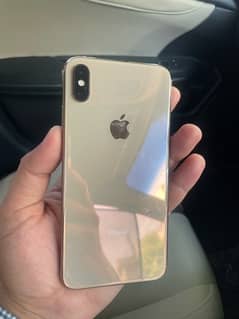 xs max 256GB Water Pack 82% 0