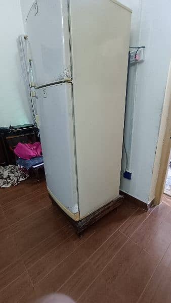 X-Large size PEL premier fridge for sale in G/6/2 Islambad 2