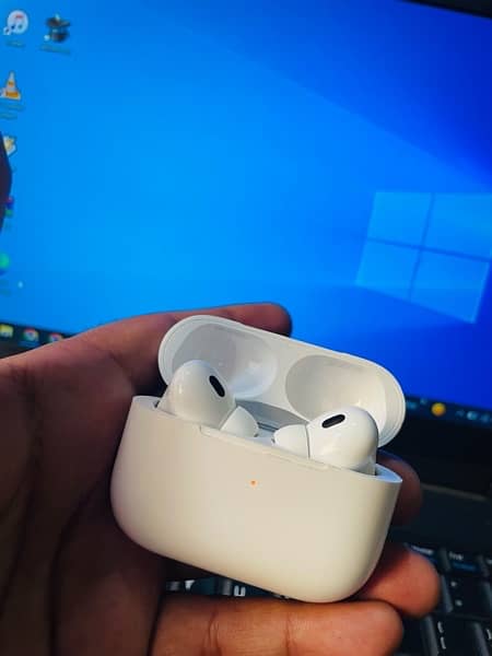 Apple Airpods Pro 2nd generation 1