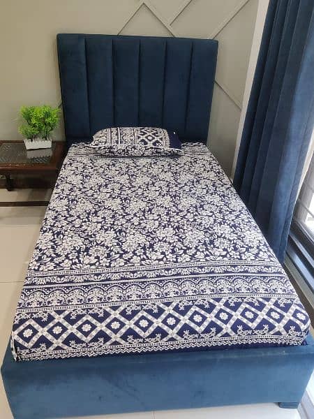 Used Single Bed with Mattress for sale 3